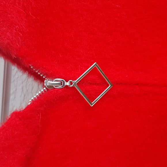 Women's Fluffy Red Warm Bomber Style Sweater Jacket Size S - Picture 6 of 14